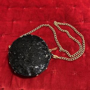 MAXX NY Black & Gold Sequin Purse